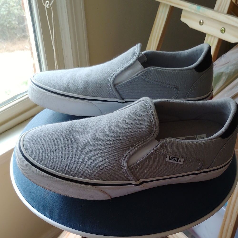 Vans Men's Ortholite Classic Gray Slip-On Sneakers - Picture 5 of 9
